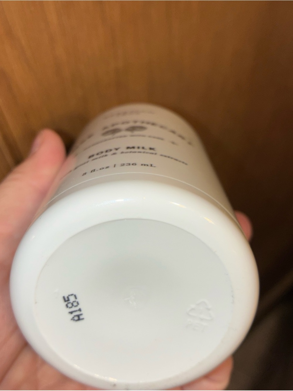 Beekman 1802 Rose Apothecary Body Milk - White with Black Cap - Picture 4 of 7